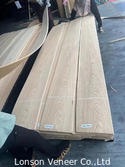 0.4mm پانل سفید بلوط چوب فنیر درجه AAA خوب در سهام تاج برش
