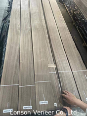 روکش چوب گردوی آمریکایی 0.42 میلی متر با عرض 14 سانتی متر پانل درجه B برای مبلمان