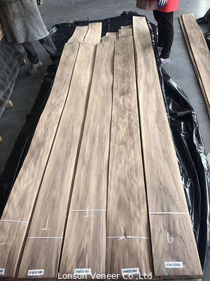 پانل روکش چوب گردوی آمریکایی Crown Cut درجه B